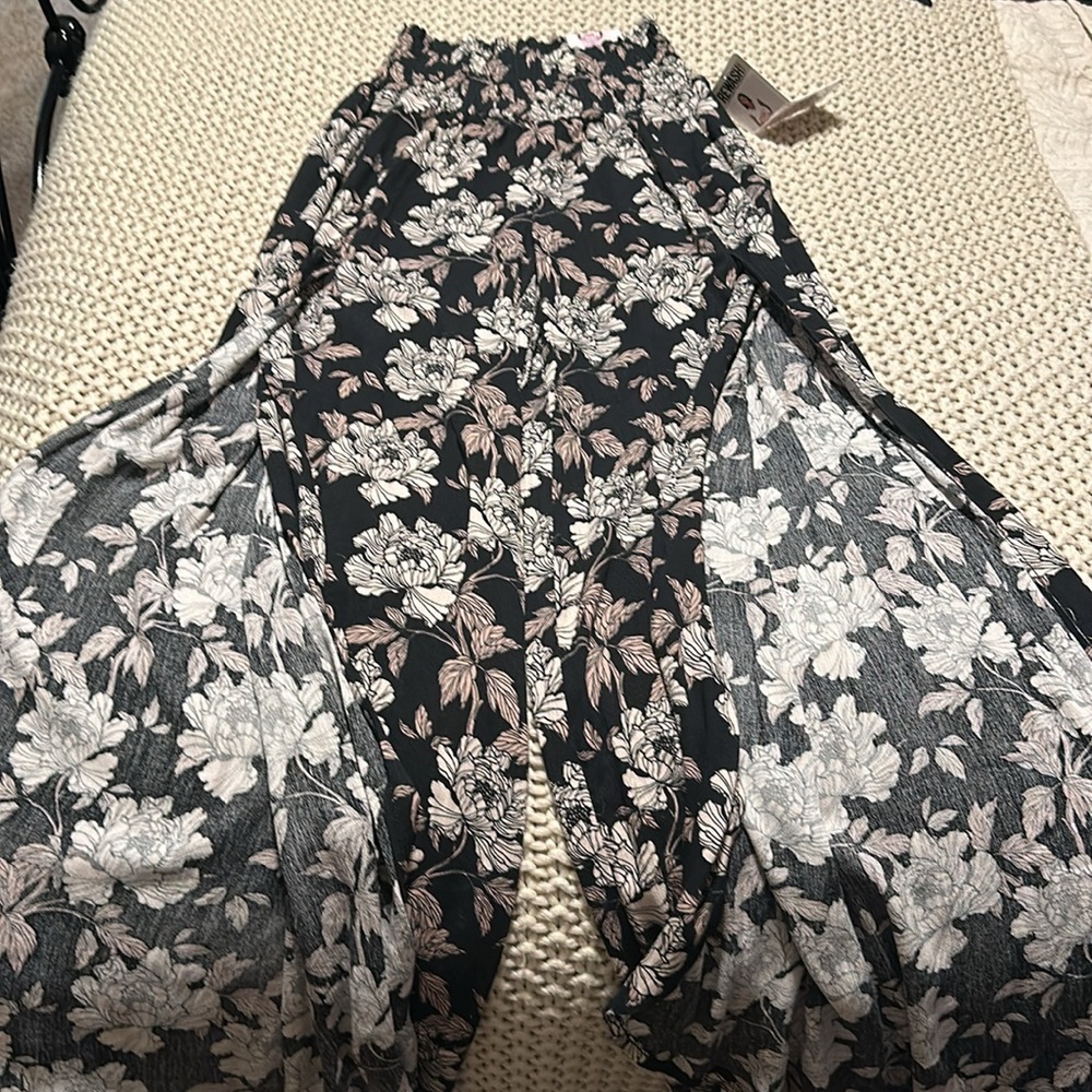 Smocked Waist Slit leg Pants L - Picture 5 of 8